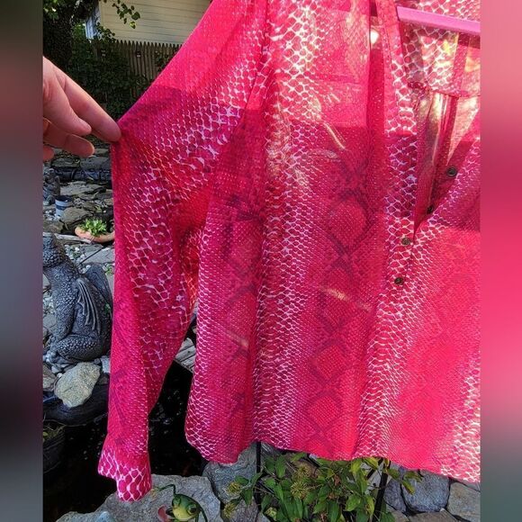 Snake Print Pink Blouse - Picture 2 of 10